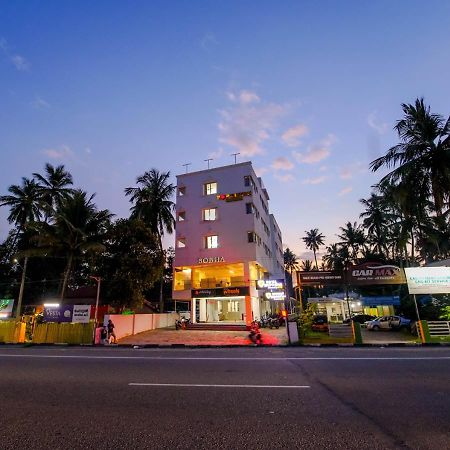 Luxe Vue - Premium Hotel Thiruvananthapuram Exterior photo